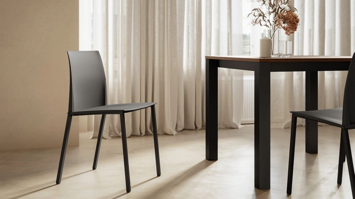 Sedia Zara con struttura in metallo verniciato e seduta in polipropilene di Arredo3