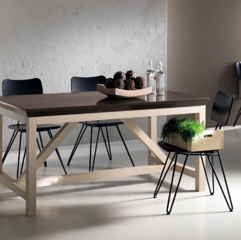 Tavolo Social Floating in legno con top verniciato di Scavolini