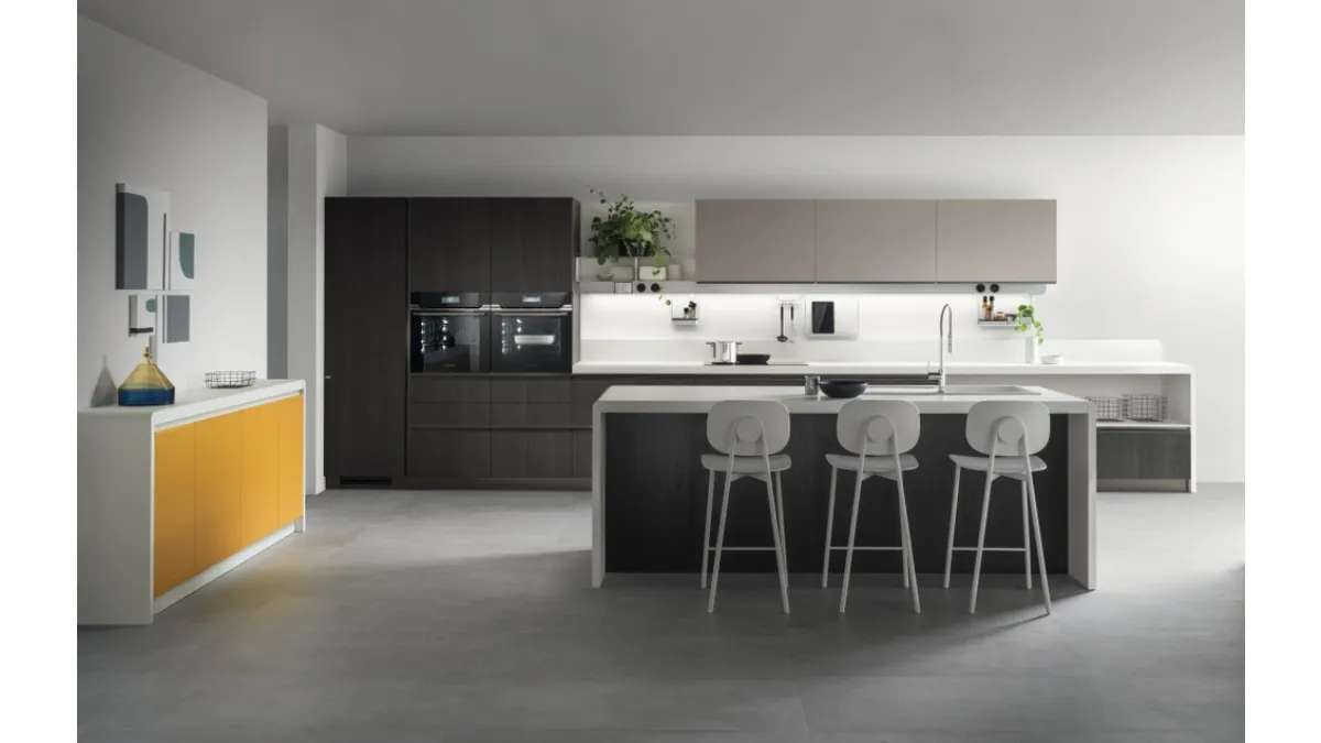 Cucina Moderna Dandy Plus Rovere Carbone e Giallo Senape di Scavolini