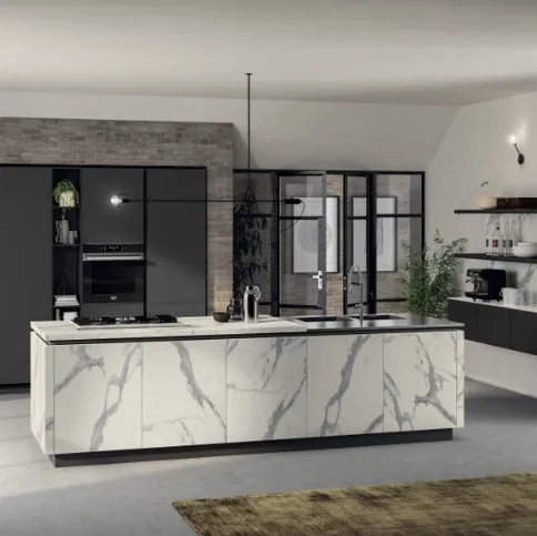 Cucina Moderna Liberamente in Statuario e Grigio Ferro di Scavolini