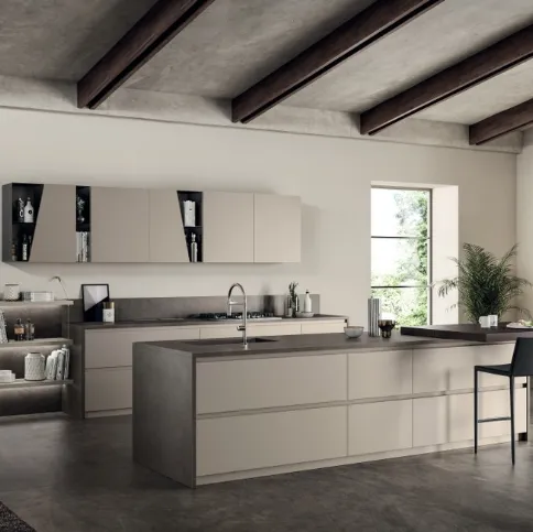 Cucina Moderne Liberamente Visone ed Antracite di Scavolini