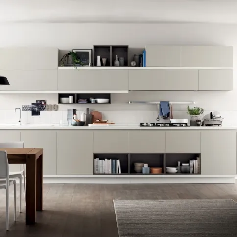 Cucina su misura Foodshelf Grigio Gabbiano e Grigio Terra di Scavolini